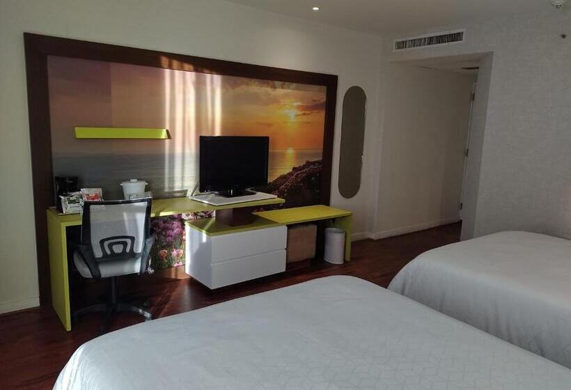 Номер Стандарт 2 Двуспальные Кровати, Bel Air Business Mexico City Wtc, Trademark By Wyndham