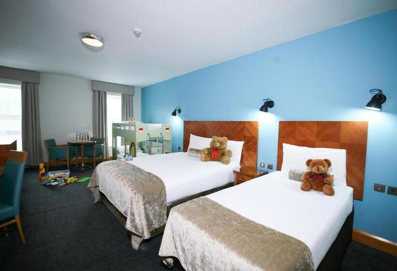 اتاق خانوادگی, Treacys Hotel & Leisure Centre Waterford
