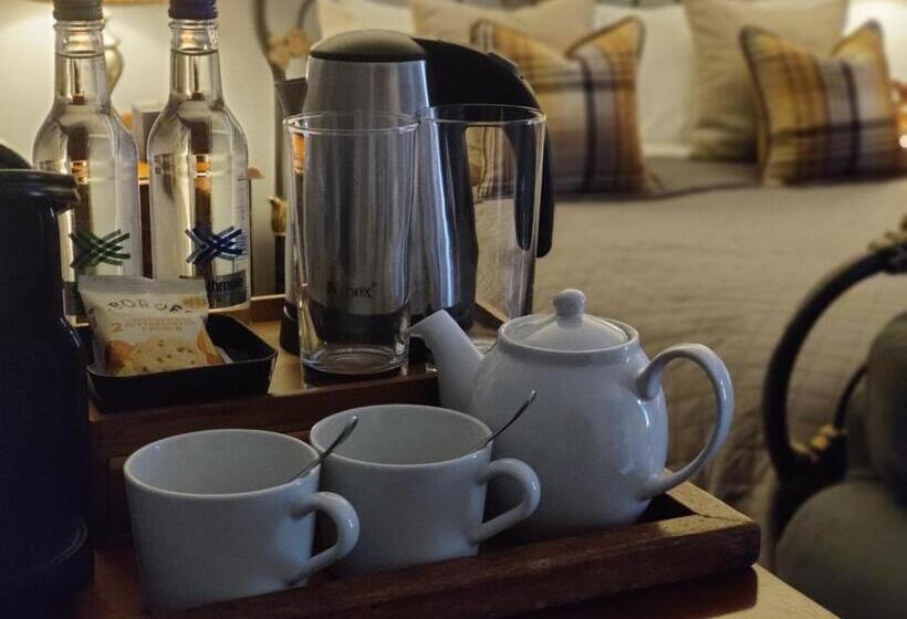 Номер Стандарт, Luxury Bed And Breakfast At Bossington Hall In Exmoor, Somerset