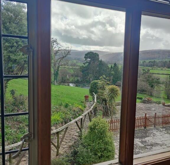 Номер Deluxe Кровать Кинг, Luxury Bed And Breakfast At Bossington Hall In Exmoor, Somerset