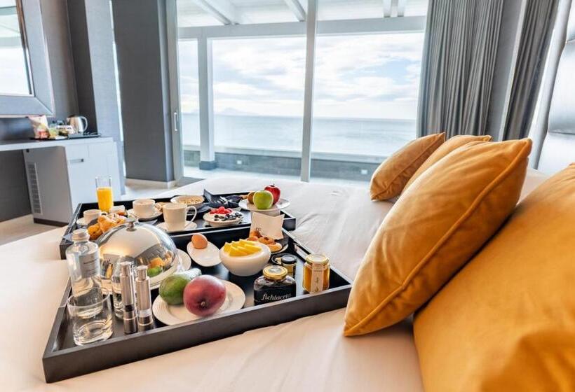 Люкс Кровать Кинг, & Resort Tre Fontane Luxury