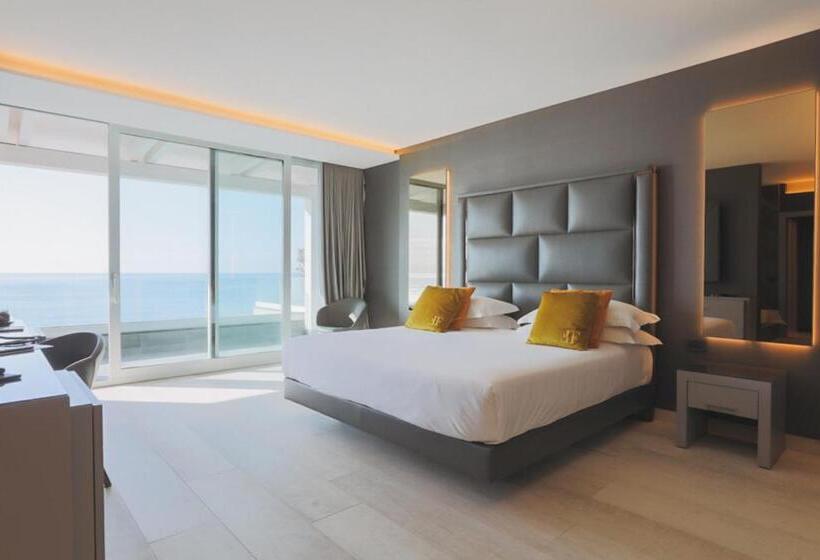 Люкс Кровать Кинг, & Resort Tre Fontane Luxury