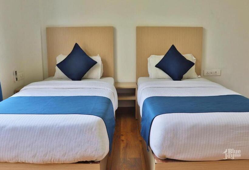 اتاق لوکس, The Blue Jay Hostel