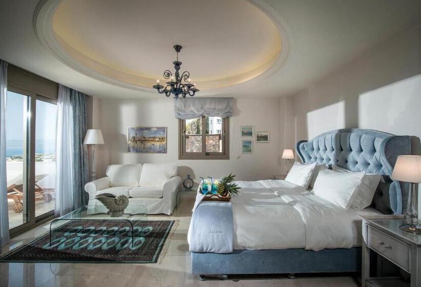 سوییت لوکس, Creta Blue Boutique