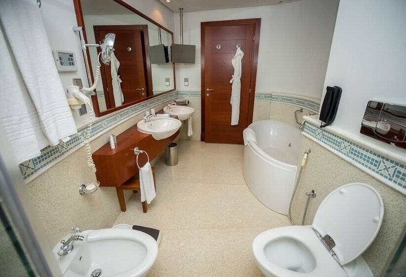 Номер Стандарт, Rosewood Jeddah