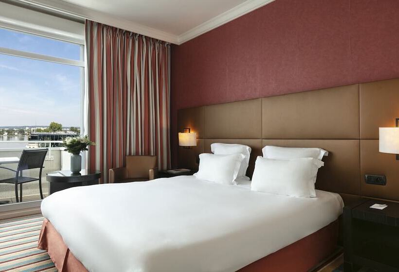 Номер Superior, Hôtel Barrière Le Grand Hôtel Enghien Les Bains