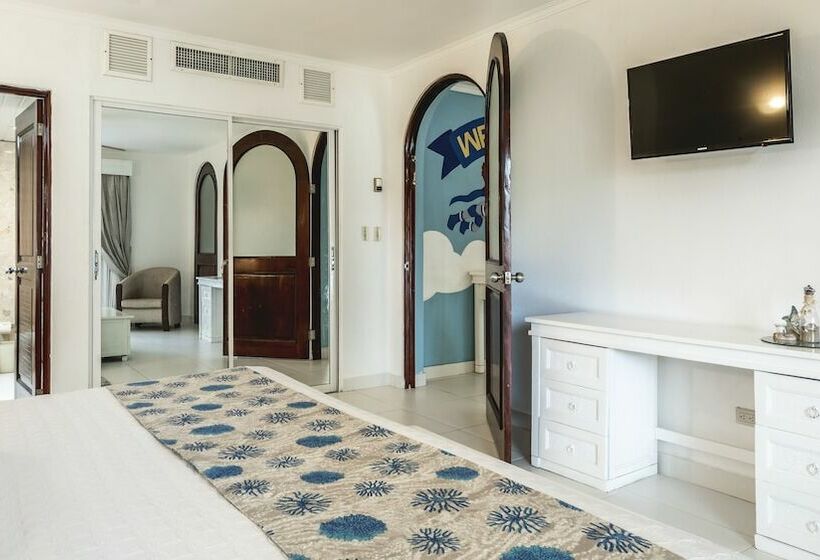 سوئیت جونیور خانوادگی, Marien Puerto Plata   All Inclusive