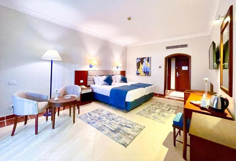 اتاق استاندارد یک نفره, Ivy Cyrene Island Aqua Park Resort