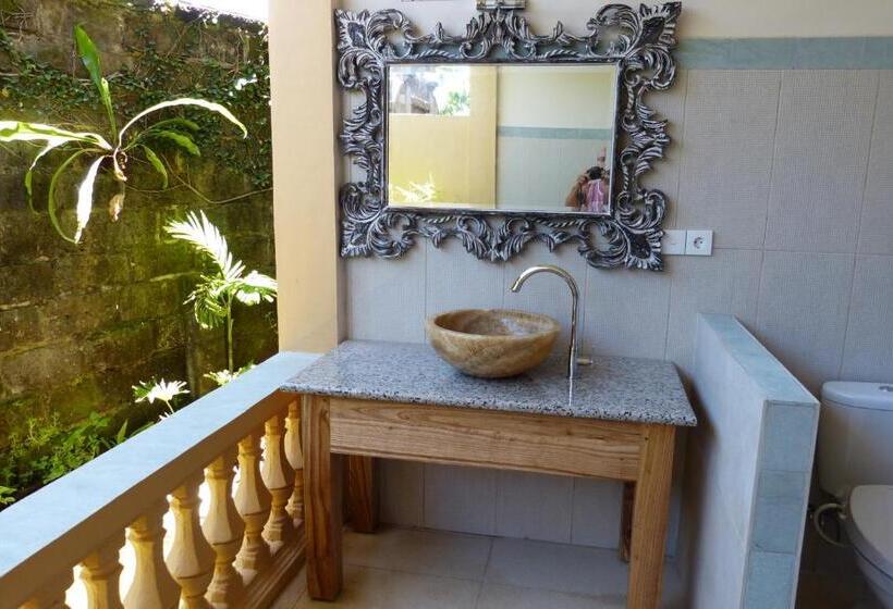 수영장이 있는 3베드룸 빌라, Gajah Mina Beach Resort
