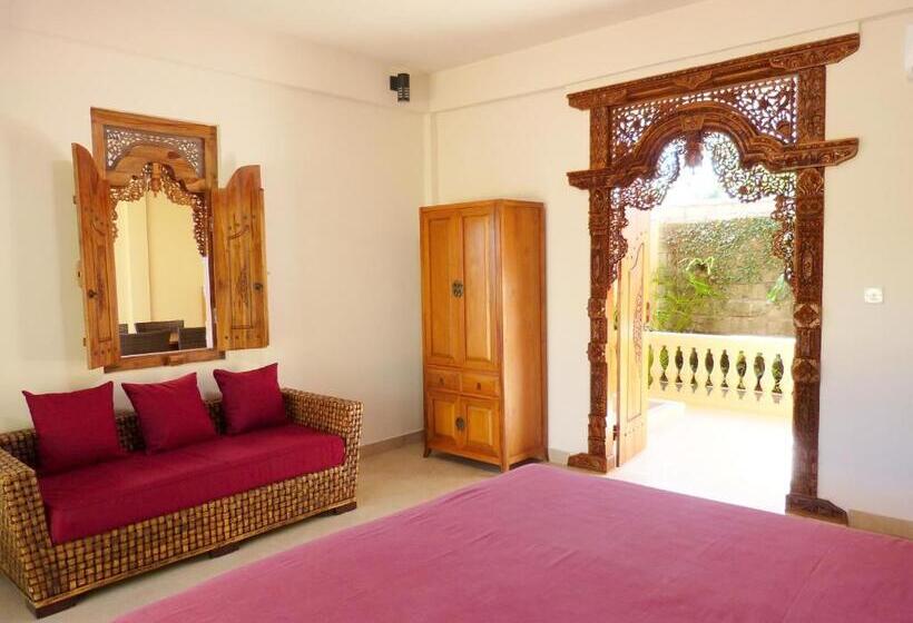 수영장이 있는 3베드룸 빌라, Gajah Mina Beach Resort
