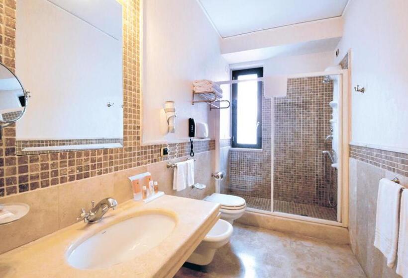 Номер Deluxe, Grand Hotel Paestum