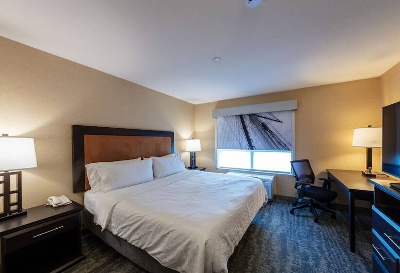 سوییت, Holiday Inn Express & Suites Riverport Richmond, An Ihg