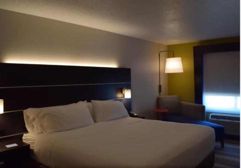 اتاق استاندارد, Holiday Inn Express & Suites Riverport Richmond, An Ihg
