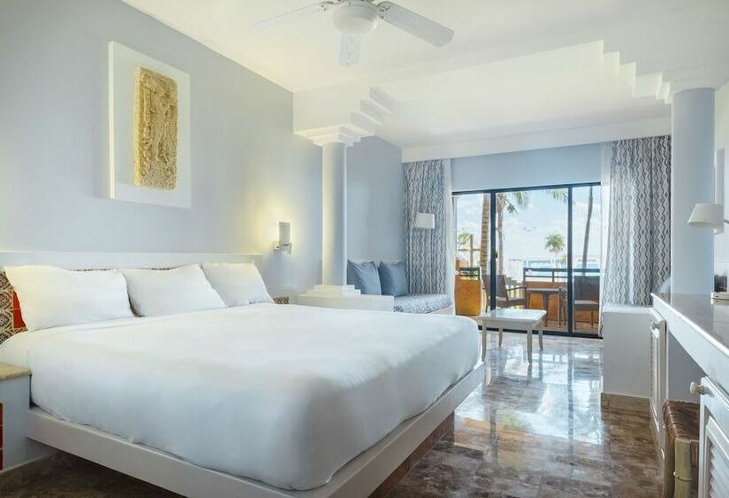 Junior Suite met Uitzicht op Zee, Iberostar Waves Tucán