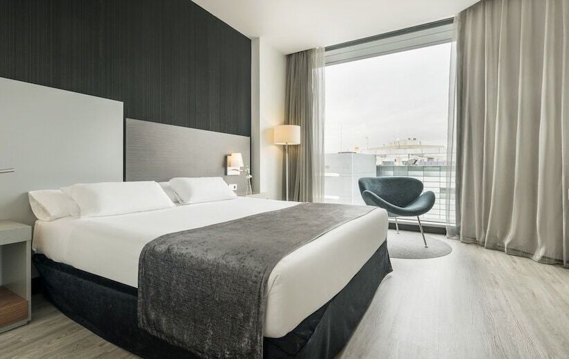 Quarto Triplo Estandar, Ilunion Atrium