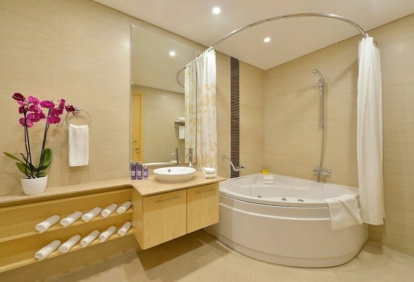 آپارتمان مدیریتی 3 خوابه, Somerset Al Fateh Bahrain