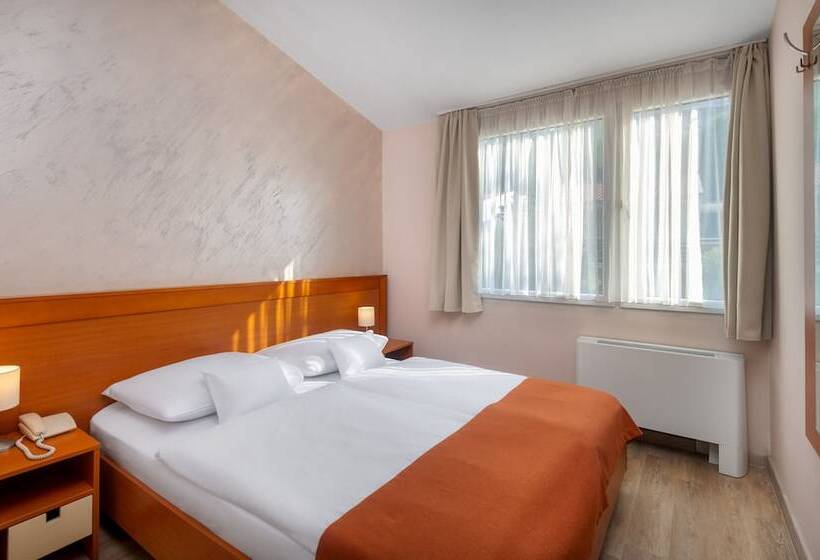 اتاق استاندارد, Hunguest Hotel Sun Resort