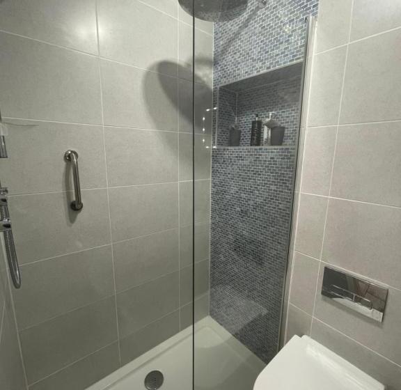 Номер Стандарт, Saorsa House Culross