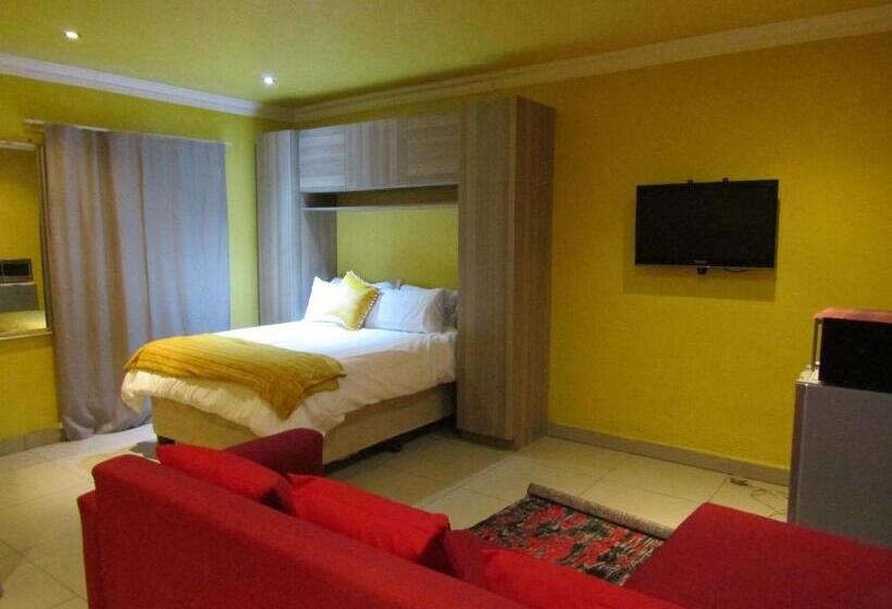 Quarto Standard Cama King, Phomolong Guest House Soweto
