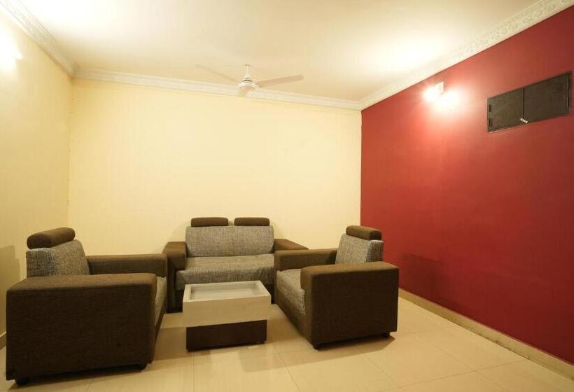 이코노미 룸, K V Suites