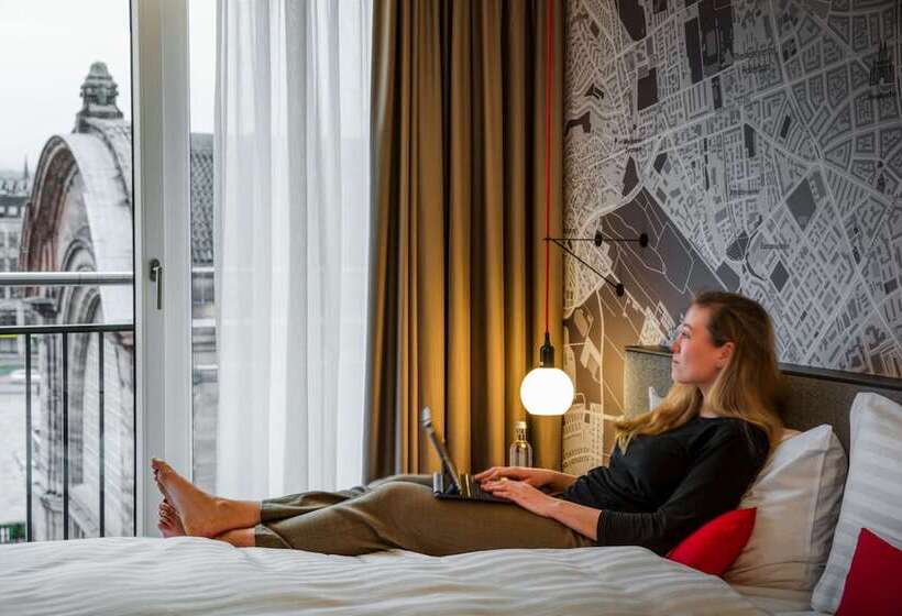 اتاق سوپریور, Intercityhotel Wiesbaden