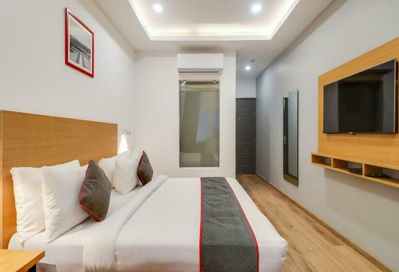 Трехместный Номер Deluxe, Super Townhouse Jashn