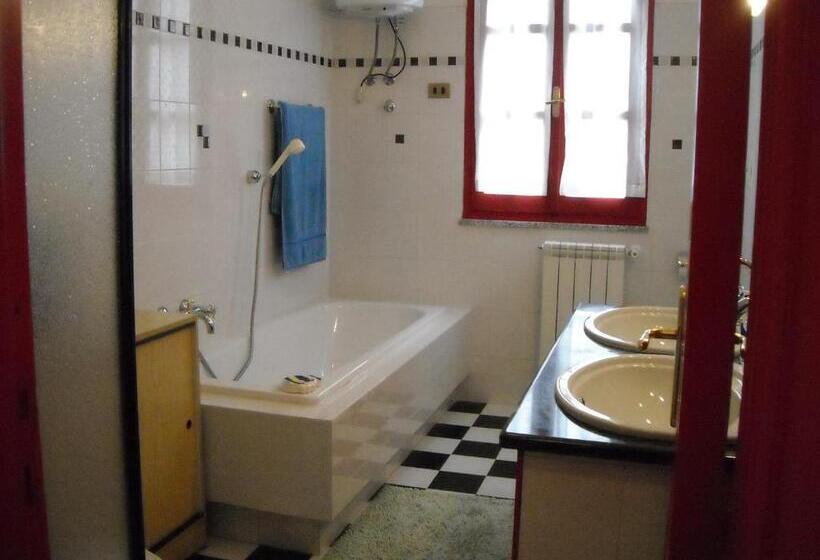 Номер Стандарт Трехместный, B&b I Mari