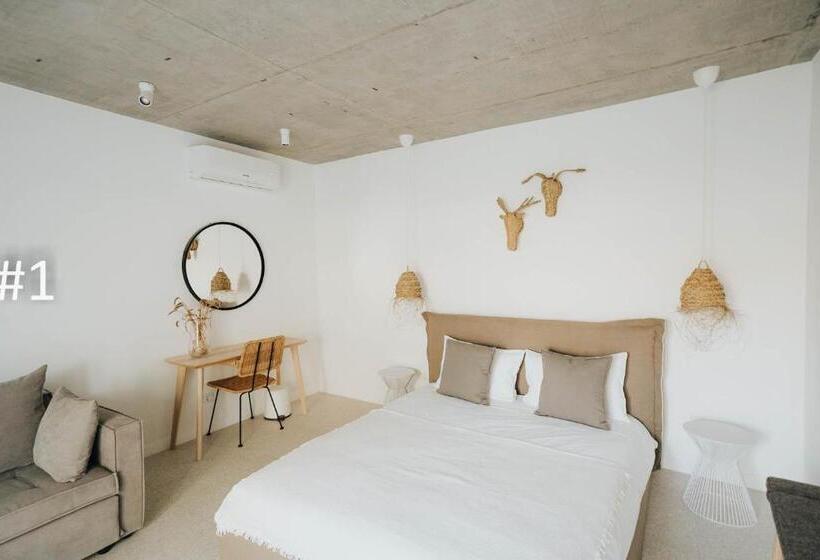 آپارتمان پریمیوم 1 خوابه, The Pines Boutique Villa   Vama Veche