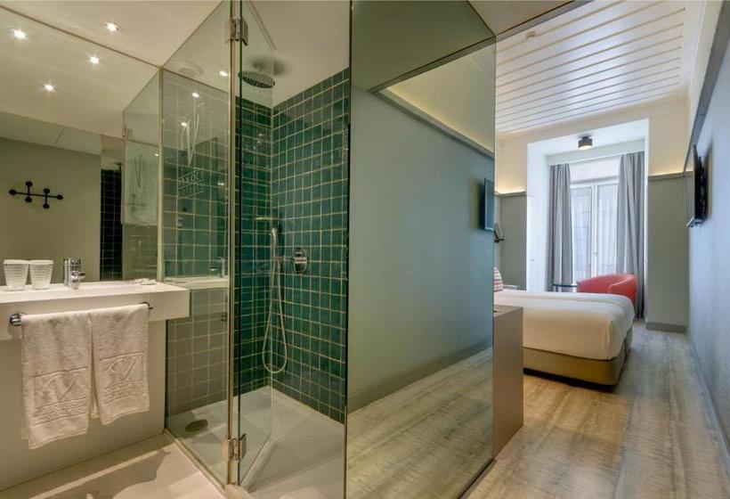 Quarto Economy, Vincci Baixa