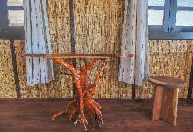 اتاق استاندارد چهار تخته با چشم‌انداز دریا, Belo Beach