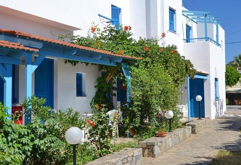 استودیوی استاندارد, Galeana Beach