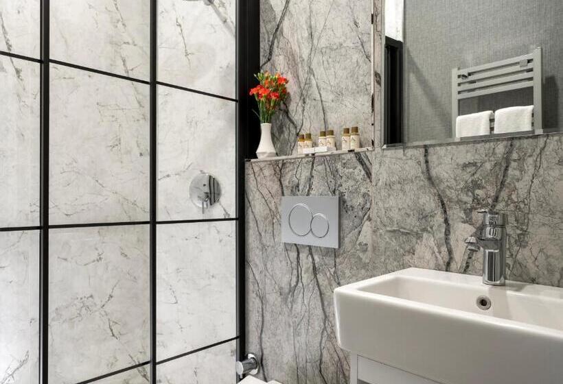 اتاق استاندارد یک نفره, Adamar Hotel Special Category