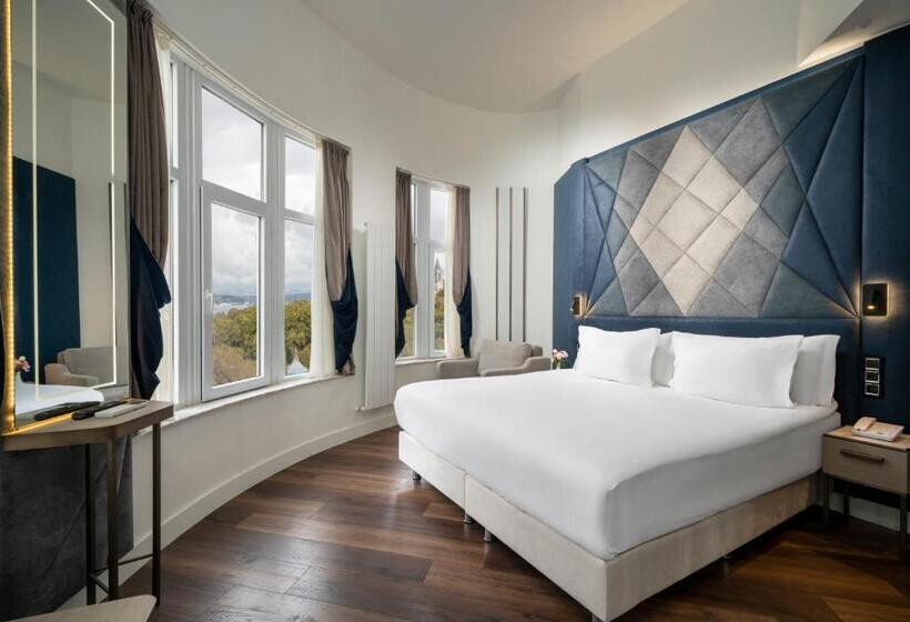 اتاق لوکس با چشم‌انداز دریا, Adamar Hotel Special Category