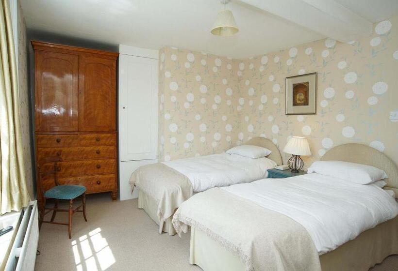 Номер Стандарт, B&b Castleton House