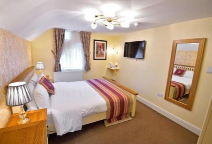 Quarto Estandar, The Crown