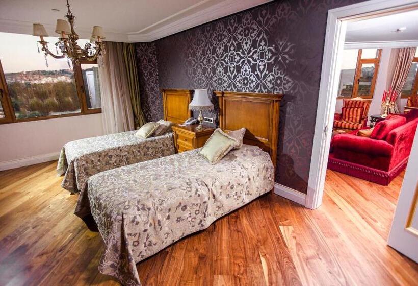 اتاق استاندارد چهار تخته, The Sign şile Hotel & Spa