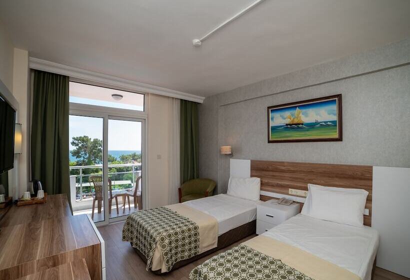 Quarto Estandar, Transatlantik Beach