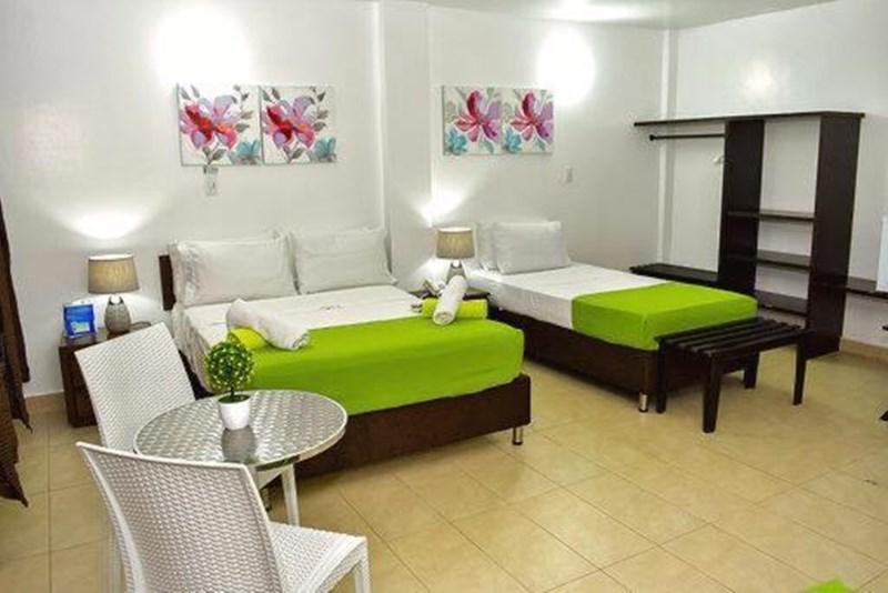 Quarto Triplo Estandar, Verde Mar