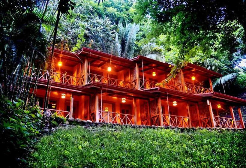 اتاق استاندارد با چشم‌انداز استخر, Esencia Hotel And Villas