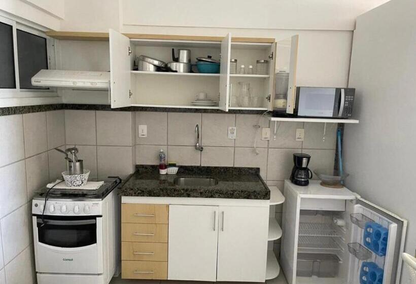 استودیوی استاندارد, Flats Particular Terrazzo