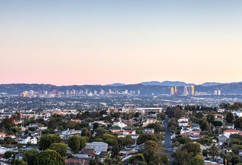 带2个双人床的标准工作室, June West La, A Member Of Design Hotels