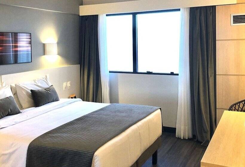 스탠다드 룸 더블 침대, Mercure Camboriu