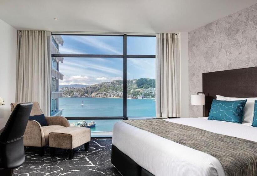 اتاق لوکس با چشم‌انداز, Rydges Wellington