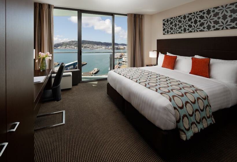 اتاق لوکس با چشم‌انداز, Rydges Wellington