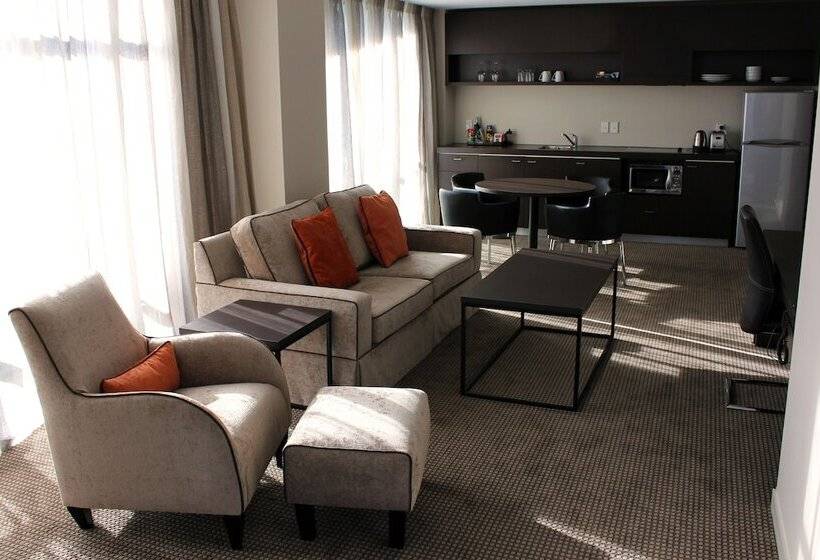 سوییت سوپریور, Rydges Wellington