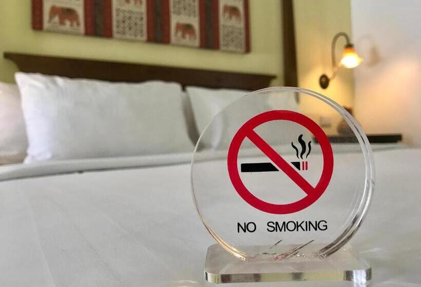 اتاق لوکس, Ao Nang Colors Hotel   Aonang Beach