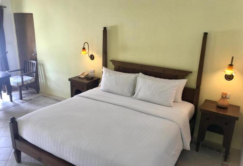 اتاق لوکس با تخت بزرگ, Ao Nang Colors Hotel   Aonang Beach