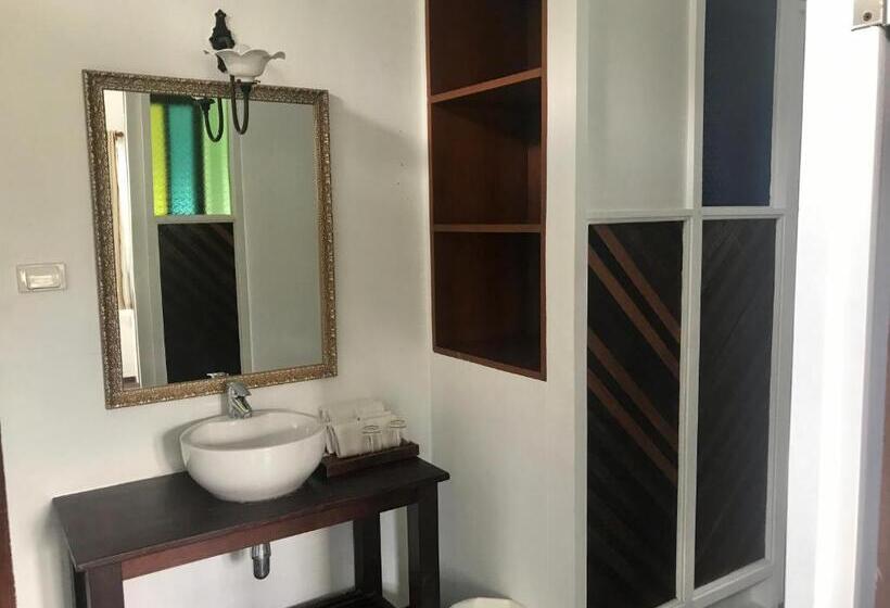 1 Bedroom Penthouse Apartment, Ao Nang Colors Hotel   Aonang Beach