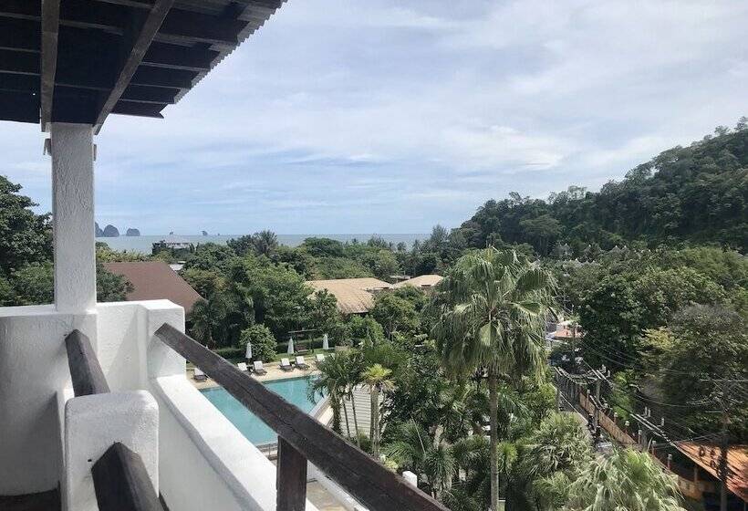 1 Bedroom Penthouse Apartment, Ao Nang Colors Hotel   Aonang Beach