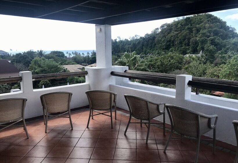 1 Bedroom Penthouse Apartment, Ao Nang Colors Hotel   Aonang Beach